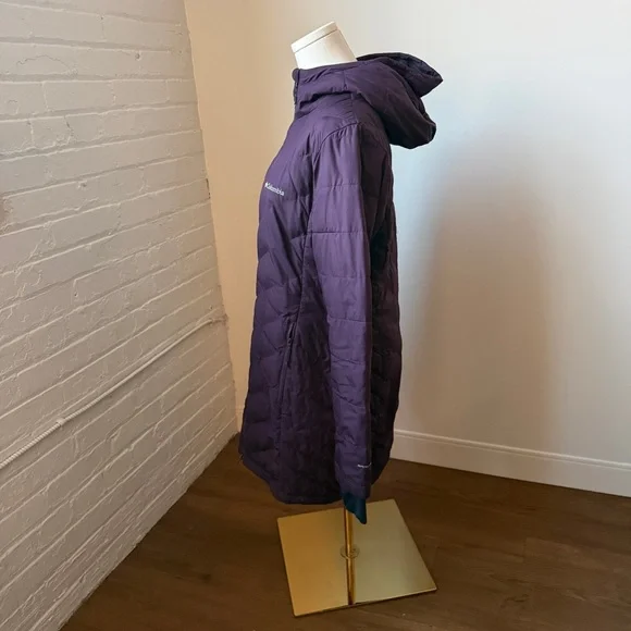 Columbia Women's Deep Purple Ski Jacket - Picture 6 of 6